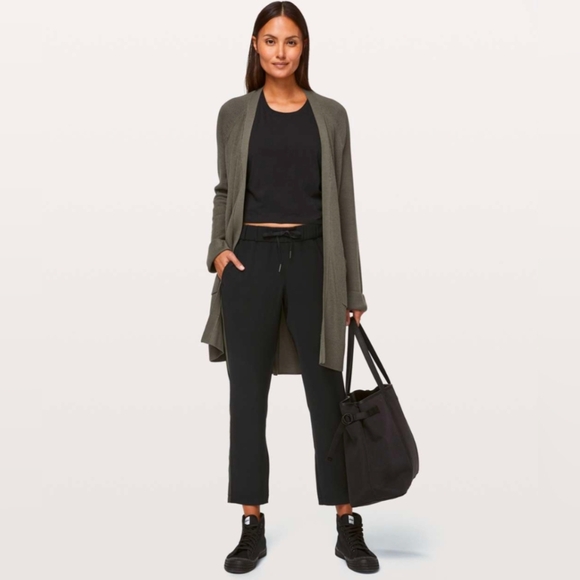 Lululemon On The Fly Pant Woven *Track Stripe Black / Dark Olive | 14 - Picture 4 of 12